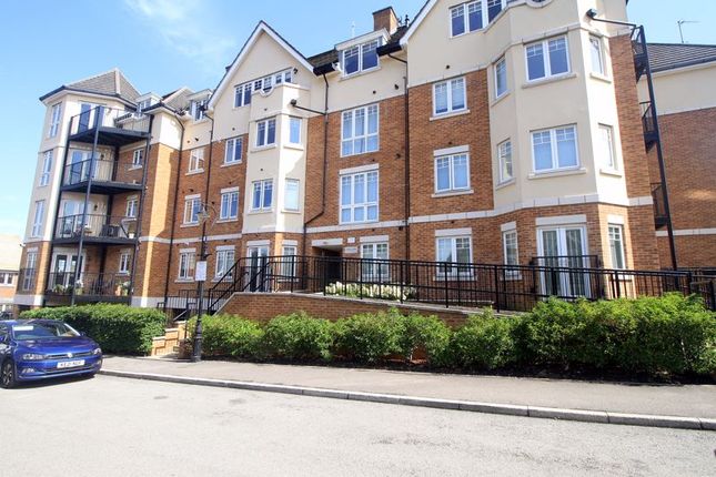 Flat for sale in Cunard Court, Brightwen Grove, Stanmore, Middlesex