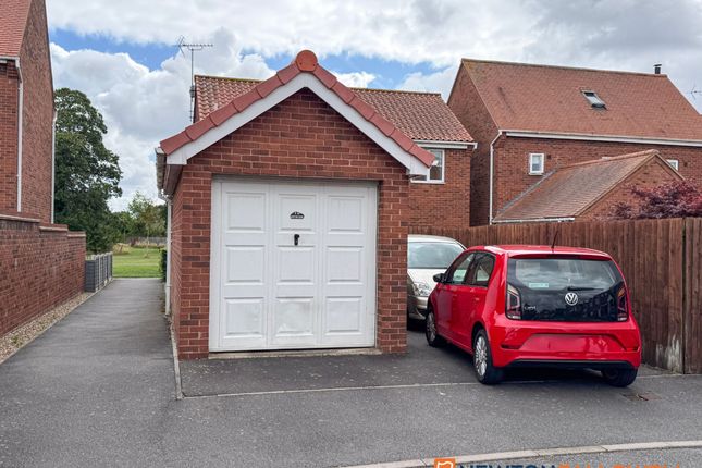 12 Henton Close, Newark photo 3