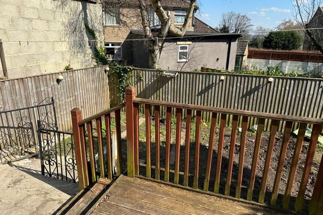 4, Sherwell Rise, BRADFORD photo 4