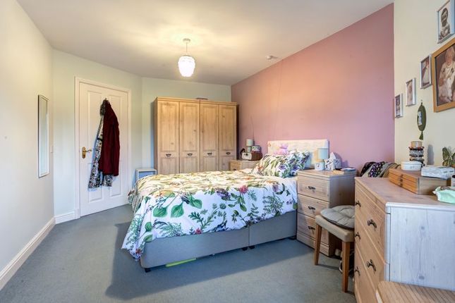 Flat for sale in Apple Close, Congleton