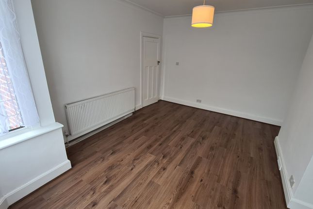 415 Watford Way, Hendon photo 3