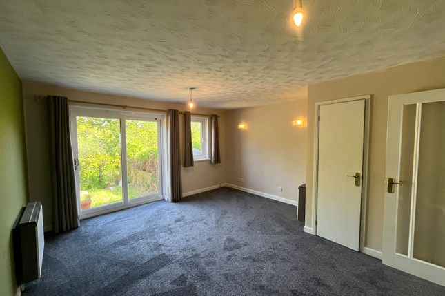 11, Packsaddle Close, Penryn photo 4