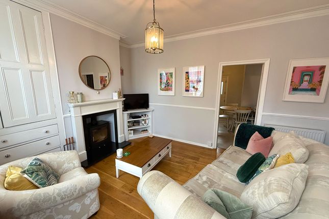 27 Gordon Avenue, Sale photo 2