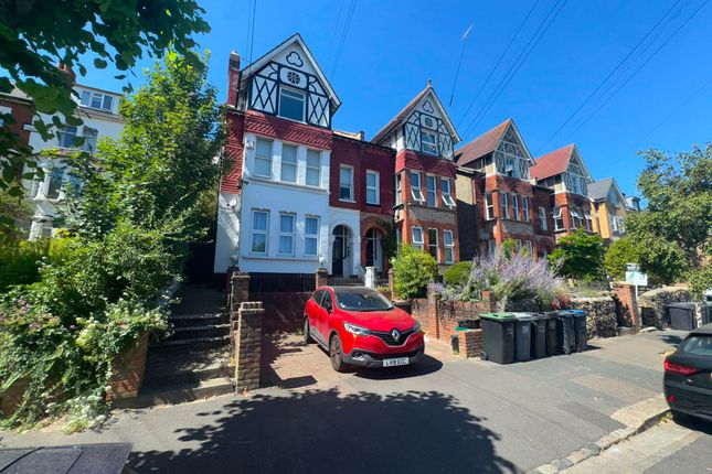 2-bed flat on 10C Avondale Road, South Croydon, £1,595/mo