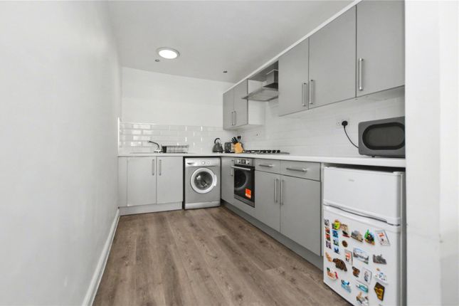 Apartment 8,, The Willows, Woodlesford photo 3