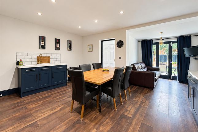 3, Harrisons Close, Stamford Bridge photo 5