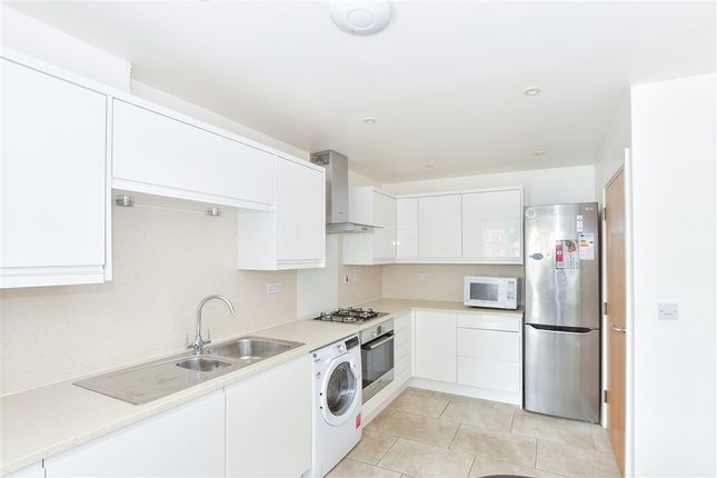 Kitchen/ Breakfast Room