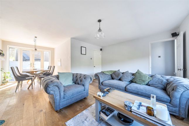 129A, Melody Road, Kent photo 2