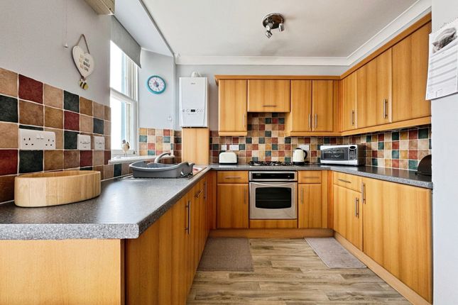 Flat 5, Harbour Side,, Hannafore Road, Cornwall photo 4