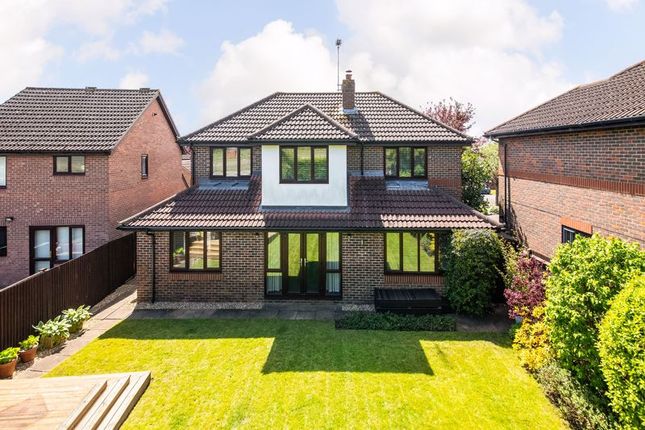 Detached house for sale in Lovelace Close, Abingdon