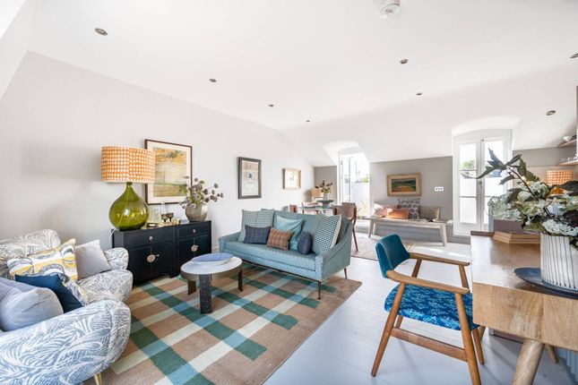 Flat for sale in Westbourne Park Villas, Notting Hill, London