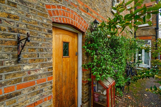 Kingston Hill, Kingston Upon Thames photo 2