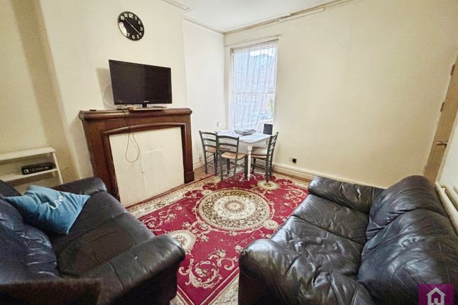 25, Furness Road, Greater Manchester photo 2