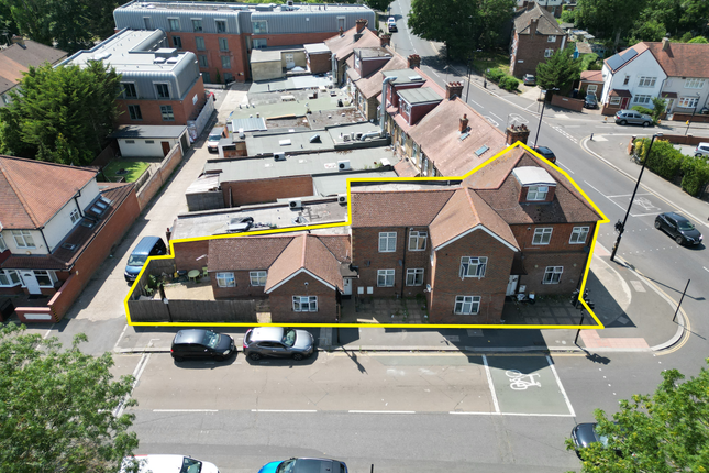 Studio flat on 1, Ealing, London, £1,600,000
