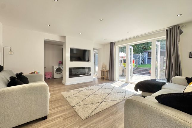 4 Castilian Way, Whiteley, Fareham photo 4
