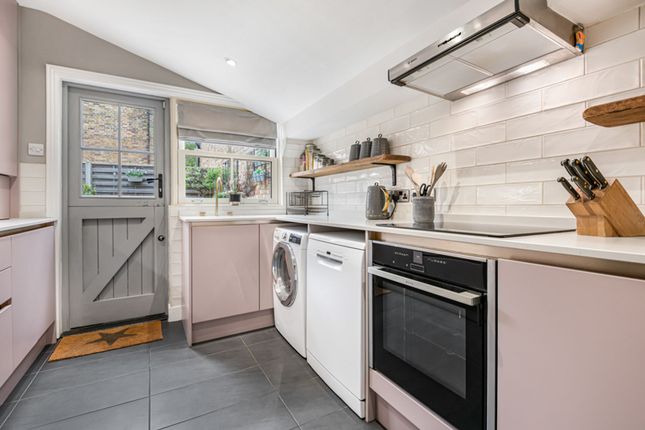 22 Mangrove Road, Hertford photo 4