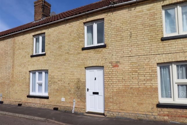 Terraced house to rent in Station Road, Littleport, Ely