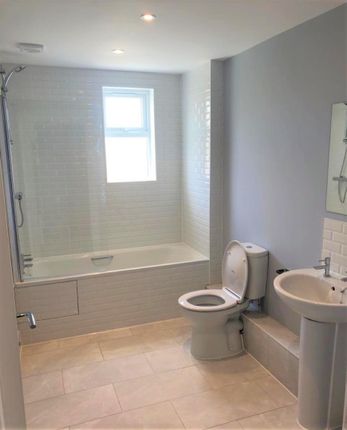 Flat 25, Carisbrooke centre, 63, Carisbrooke Road, Gosport photo 5