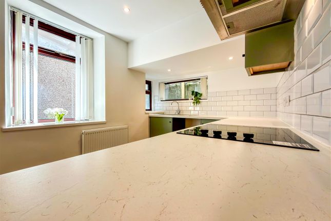95, Mountain Ash Road, Mountain Ash photo 3