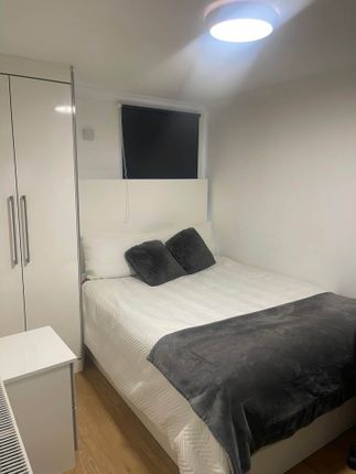 Thumbnail Room to rent in Bellclose Road, West Drayton