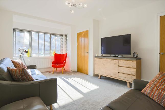 16, Lime Close, Clitheroe photo 3