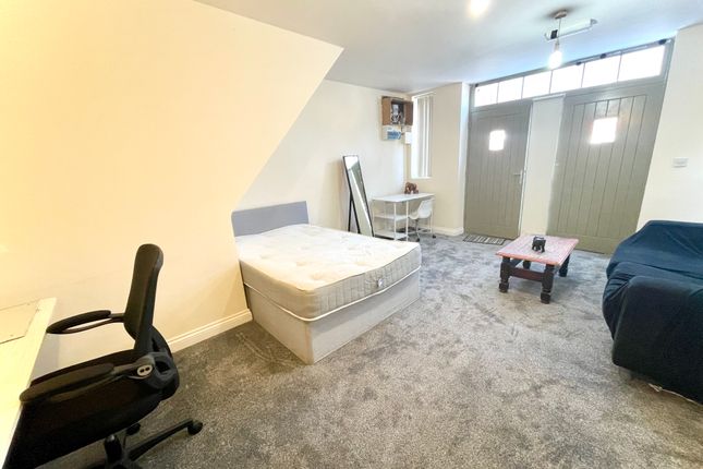 9, Bramble Street, Coventry photo 3