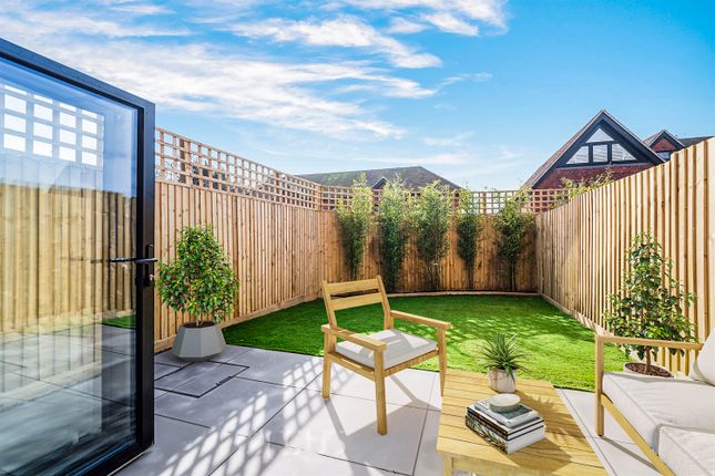 End terrace house for sale in Golf Side Mews, Coulsdon
