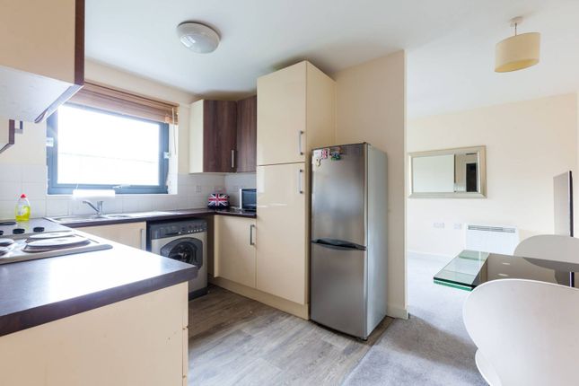 Thumbnail Flat for sale in Thomas Fyre Drive, Bow, London