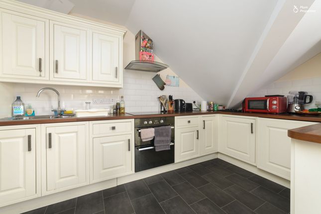Flats 1-3, 2 Princes Street, Douglas, Isle of Man photo 4