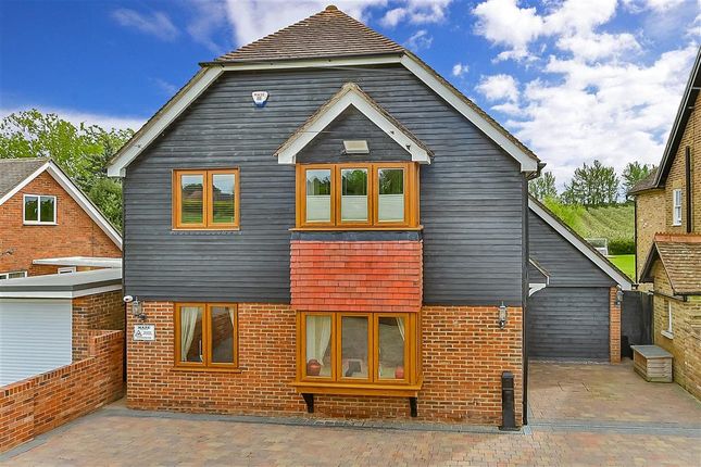 Thumbnail Detached house for sale in Lower Hartlip Road, Hartlip, Sittingbourne, Kent