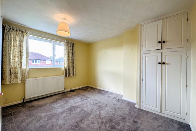 43, Manor Garth, Goole photo 4