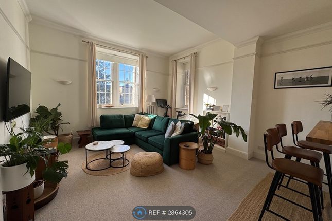 Flat, St Georges Manor, Oxford photo 2