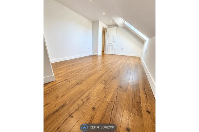 Apartment E, Blandy House King St, Maidenhead photo 3