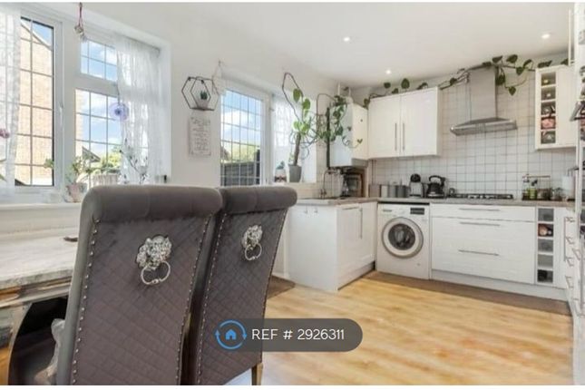 Leaforis Road, Cheshunt, Waltham Cross photo 2