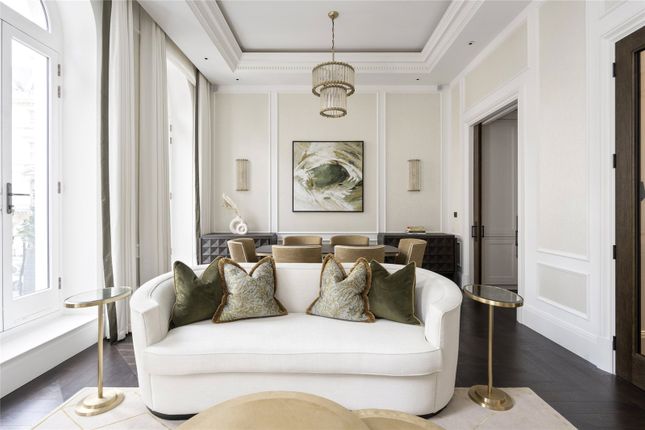 Flat 5, 21-22, Prince Of Wales Terrace, Kensington photo 4