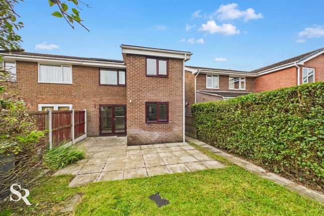 65 Long Lane, High Peak photo 4
