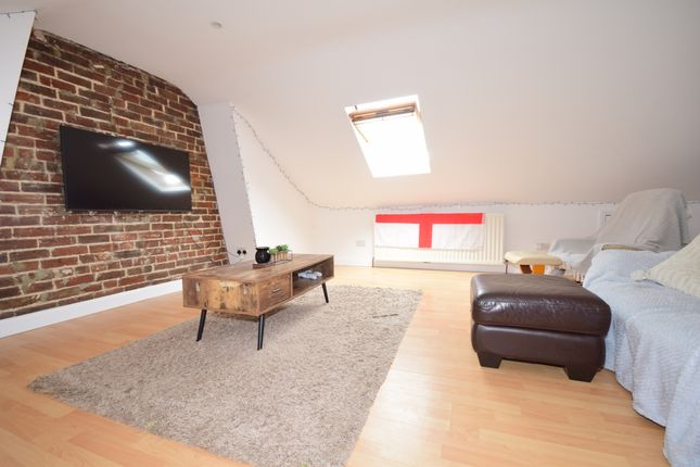 Flat to rent in Ophir Road, Portsmouth