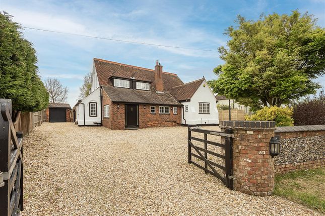Thumbnail Detached house for sale in The Green, Peters Green, Hertfordshire