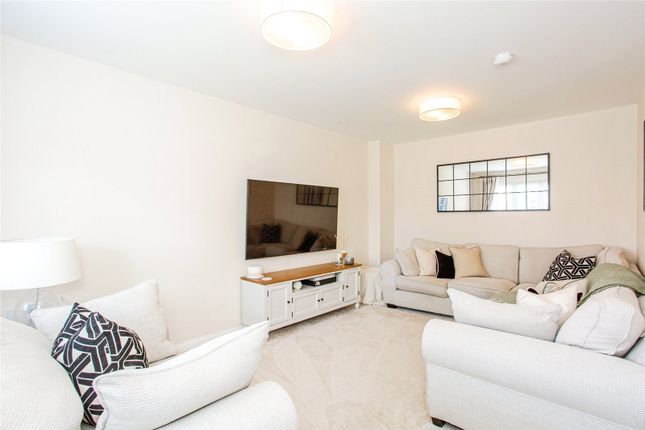 49, Athelstan Crescent, Essex photo 4