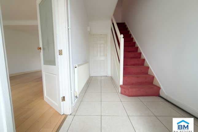 8, Blundell Road, Leicester photo 2