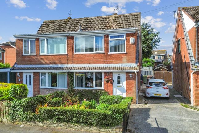68 Hornby Crescent, St. Helens photo 2