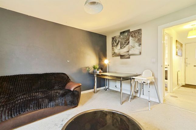 2, Oak Tree Place, Leeds photo 4