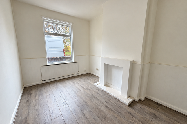 405 Castleford Road, Normanton photo 4