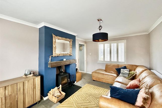 23, Treskewes Estate, St. Keverne photo 2