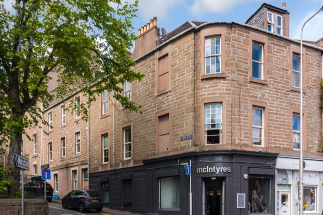 Flat to rent in St Peter Street, West End, Dundee