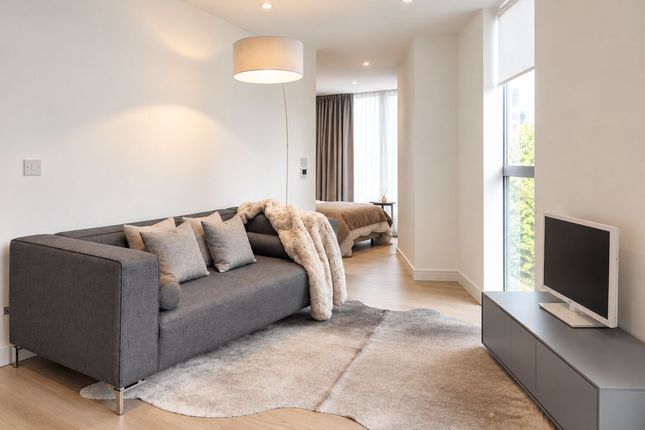 Flat 23, Pinnacle Apts, Croydon photo 2