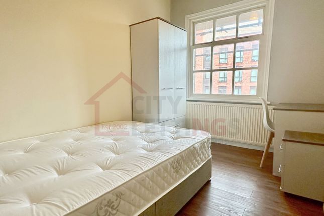 Flat to rent in Mansfield Road, City Centre