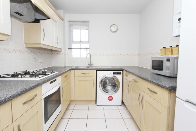18, Arklay Close, Hillingdon photo 2