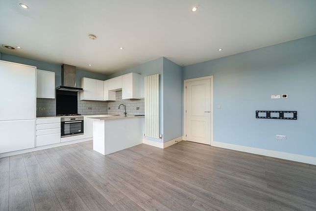 79j Riddlesdown Road, Purley photo 2