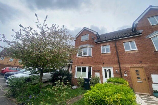 Thumbnail Property to rent in Snowberry Close, Bristol